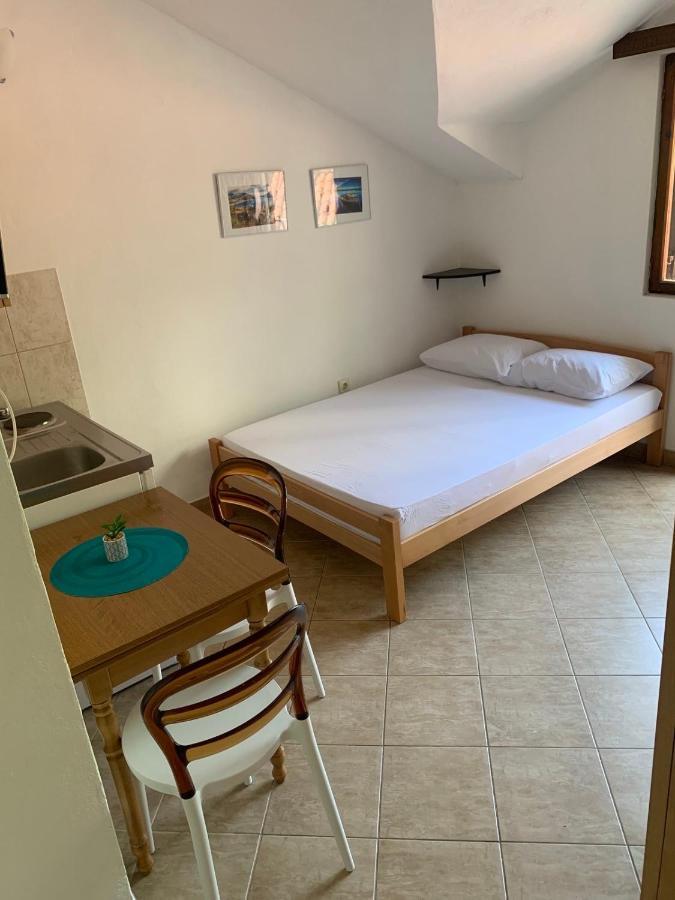 Apartmani Ivana Tivat Exterior photo