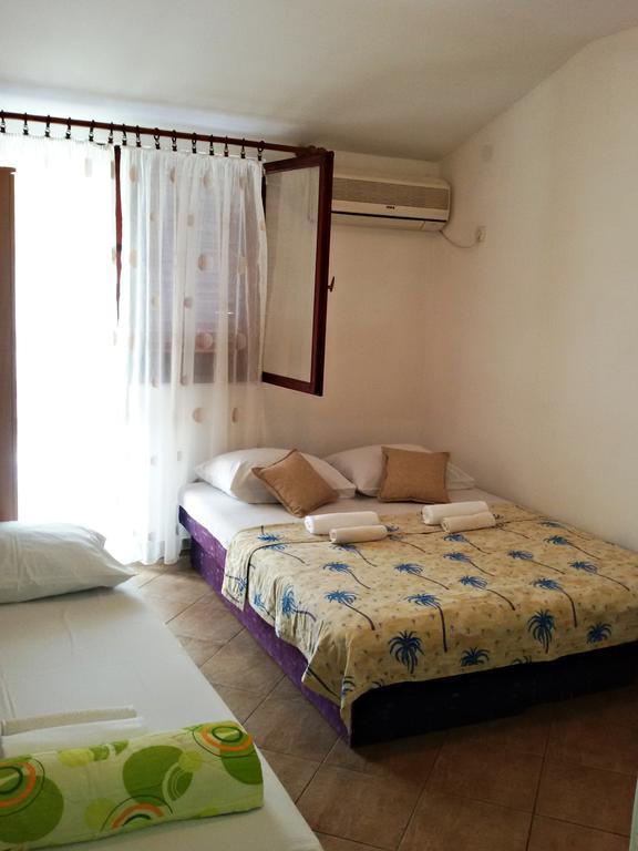 Apartmani Ivana Tivat Exterior photo