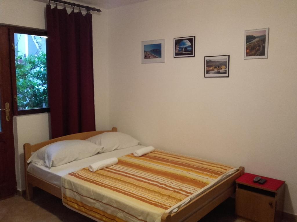 Apartmani Ivana Tivat Exterior photo